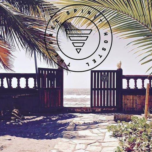 Free Spirit Hostel Transito Luaran gambar